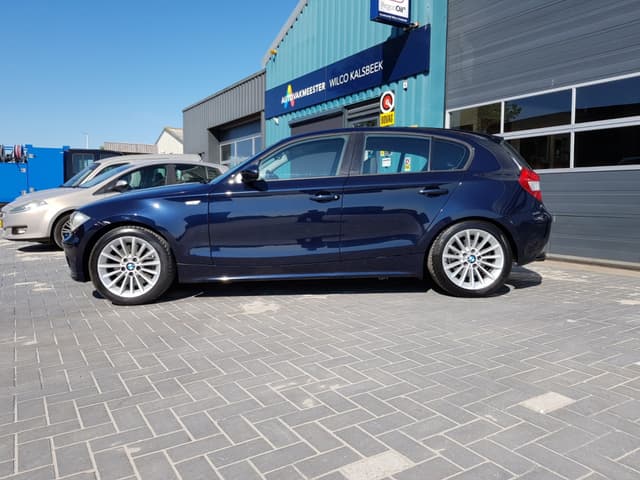 BMW 1 Serie 130i Executive 6 cilinder 265pk
