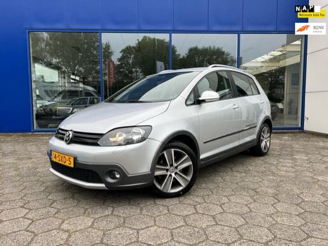 Volkswagen Golf 1.4 TSI Cross Navi/PDC/LMV