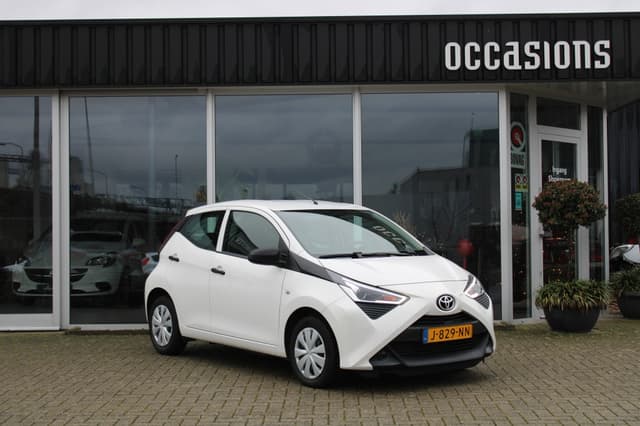 Toyota Aygo 1.0 VVT-i x-fun