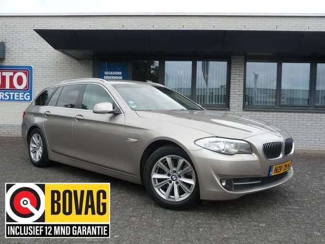 BMW 5 Serie 530I TOURING HIGH EXECUTIVE, LUCHTVERING EN TREKHAAK