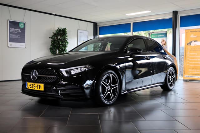 Mercedes-Benz A-Klasse 180 Business Solution AMG