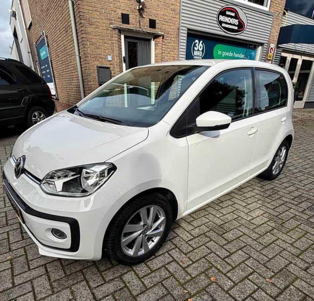Volkswagen up! 1.0 BMT move up! / Stoelverwarming / PDC / Bluetooth/ LM velgen A/S banden